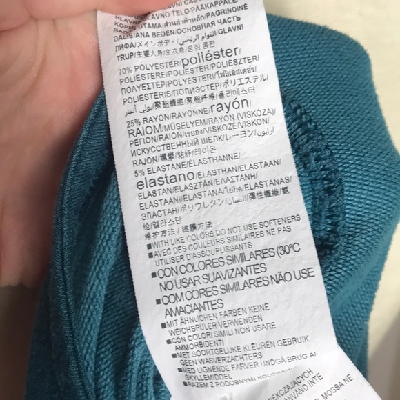 🌻 3/25 🌻UA Bayou Blue Open Back Loose Sweatshirt - Picture 7 of 7